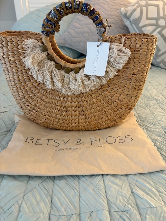 Handbags - Betsy & Floss Lamubasket bag